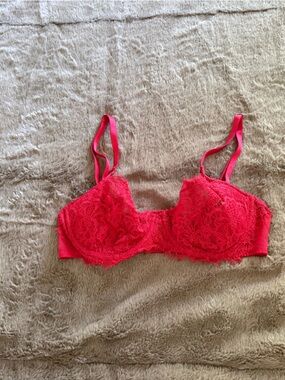 Victoria's Secret Red Lace Underwire Bra